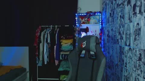 Snapshot of kevin_joestar chatting on January 2025 04:16:02 AM Kevin online show from January 2025 04:16:02 AM