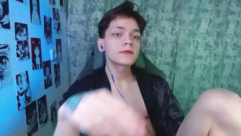 Snapshot of kevin_joestar chatting on November 2025 04:02:02 AM Kevin online show from November 2025 04:02:02 AM