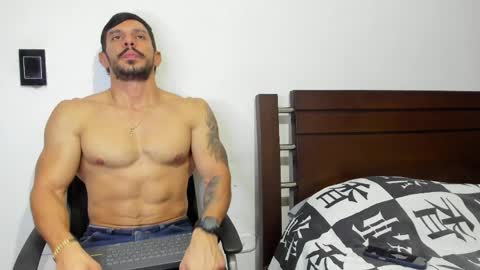 kevin_malone22 online show from April 2026 02:12:02 AM