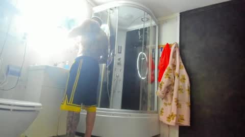 Kevin online show from April 2026 07:04:02 PM