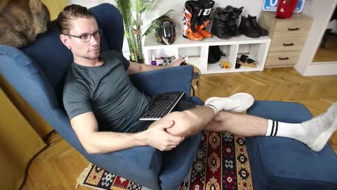 Kev online show from November 2025 11:44:01 AM