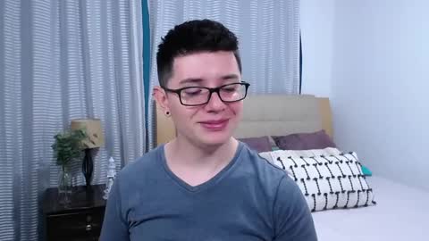 Kevin online show from April 2026 08:39:02 PM