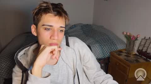 Snapshot of kevinonly43 chatting on June 2026 05:52:02 AM kevonly online show from June 2026 05:52:02 AM