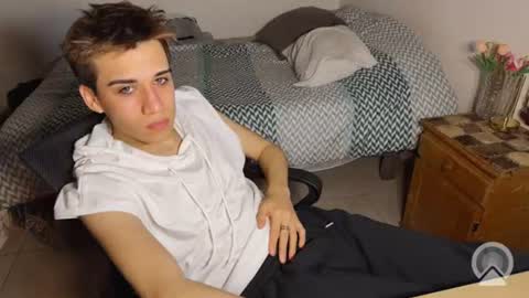Snapshot of kevinonly43 chatting on July 2026 06:44:01 AM kevonly online show from July 2026 06:44:01 AM