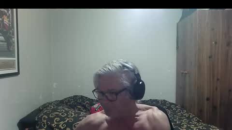 kevwestunder9696 online show from October 2025 01:12:02 PM