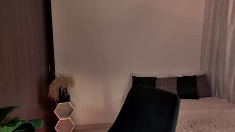 Keyla online show from December 2024 12:52:02 AM