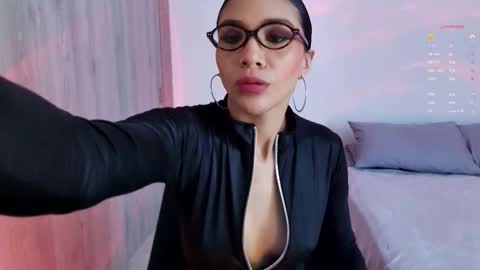 Keyla online show from March 2026 11:43:01 AM