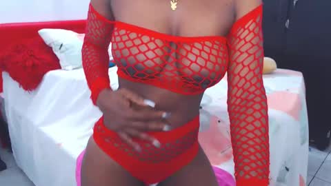 Snapshot of keyra_dainty chatting on February 2025 10:21:01 AM Sandy Saenz online show from February 2025 10:21:01 AM