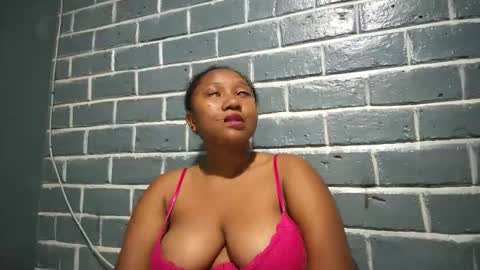 Snapshot of kezia0910 chatting on November 2025 04:05:01 PM kezia0910 online show from November 2025 04:05:01 PM