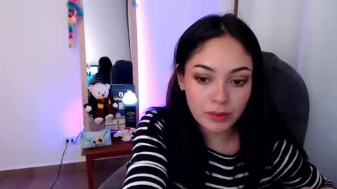 Liss online show from November 2025 02:06:01 AM