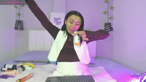 Khalessi online show from April 2026 10:04:01 PM