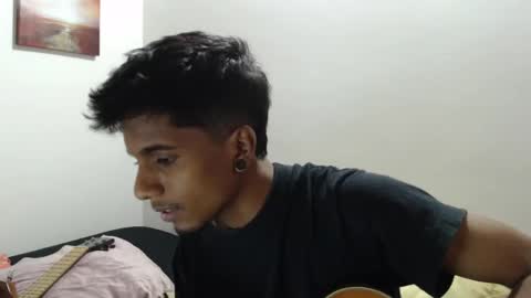 khevinlopezonig online show from December 2024 10:02:02 PM