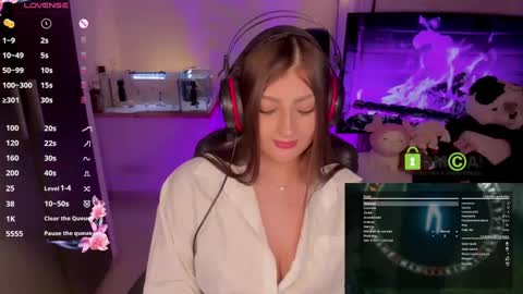 Snapshot of khionebesset chatting on January 2025 10:52:02 AM Khi. online show from January 2025 10:52:02 AM