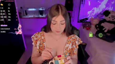 Snapshot of khionebesset chatting on January 2025 09:35:01 AM Khi. online show from January 2025 09:35:01 AM