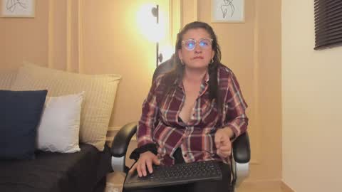 khloe_sp_ online show from June 2026 02:45:02 AM
