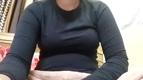 khushisinghh online show from December 2024 12:43:02 AM