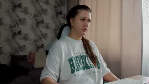 kianna_dior_ online show from April 2026 03:57:01 AM