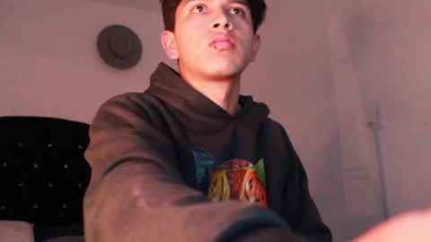 Snapshot of kianryu chatting on October 2025 08:36:01 AM Adrian Chlloe online show from October 2025 08:36:01 AM