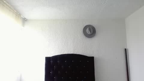 Snapshot of kianryu chatting on October 2025 04:20:02 PM Adrian Chlloe online show from October 2025 04:20:02 PM