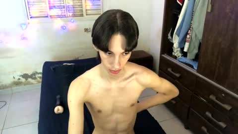 Snapshot of kiantwink chatting on January 2025 05:28:02 AM kiantwink online show from January 2025 05:28:02 AM