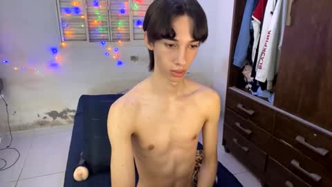 Snapshot of kiantwink chatting on January 2025 05:26:02 AM kiantwink online show from January 2025 05:26:02 AM