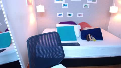 Kiara online show from December 2024 09:28:02 PM