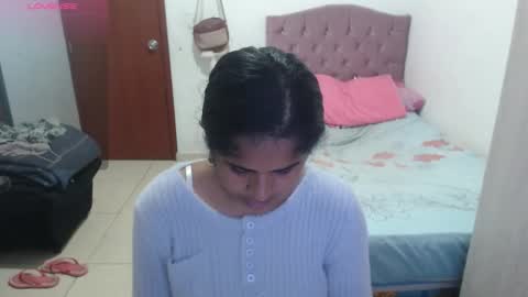 Kiara online show from November 2025 10:53:02 PM