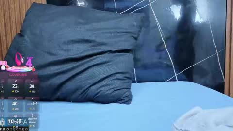 Snapshot of kiara_zahiri_ chatting on October 2025 11:03:01 AM Kiara Zahiri online show from October 2025 11:03:01 AM