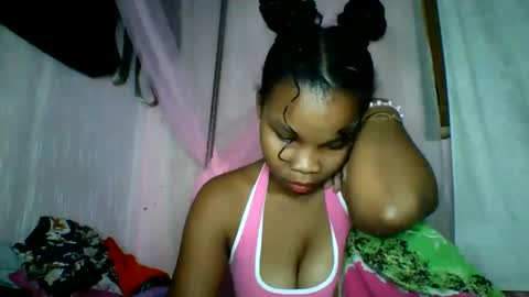 Snapshot of kiarah_69 chatting on May 2026 08:27:01 PM kiarah 69 online show from May 2026 08:27:01 PM