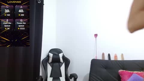 Snapshot of kiararider chatting on November 2025 05:24:02 PM KiaraRider online show from November 2025 05:24:02 PM