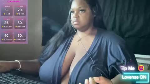 KiaraSugars online show from March 2026 01:18:01 PM