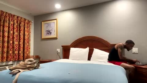 HunneysPlayRoom online show from December 2024 04:14:02 PM