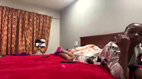 HunneysPlayRoom online show from December 2025 10:53:01 AM