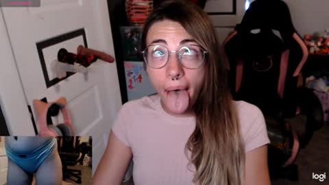 Kiersten online show from November 2025 05:46:02 PM