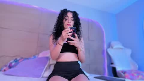 KIM COOPER online show from December 2025 11:07:01 AM