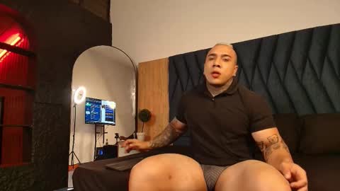 Snapshot of kiing_magic chatting on February 2026 01:46:01 AM kiing magic online show from February 2026 01:46:01 AM