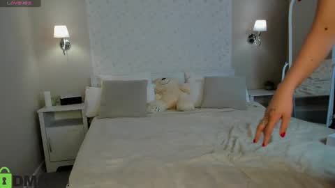 KiittieX online show from August 2026 08:35:02 AM