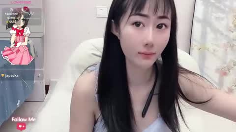 Snapshot of kiki_loveu chatting on February 2025 06:26:02 AM kiki_loveu online show from February 2025 06:26:02 AM