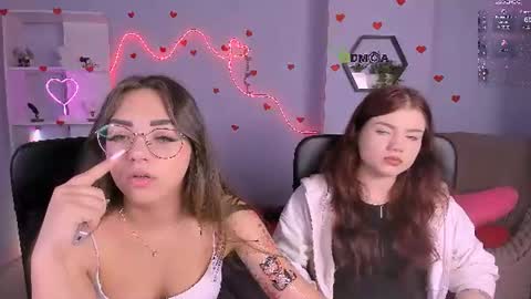 kiki_swan online show from June 2026 07:04:02 PM