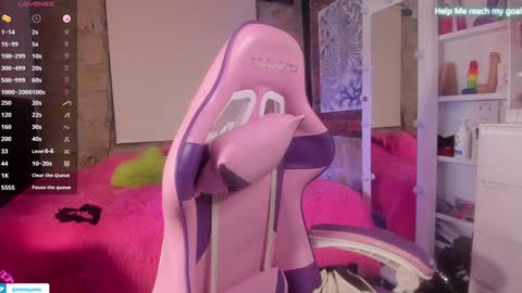 Snapshot of kikilepetite chatting on January 2025 11:34:01 PM kiki online show from January 2025 11:34:01 PM