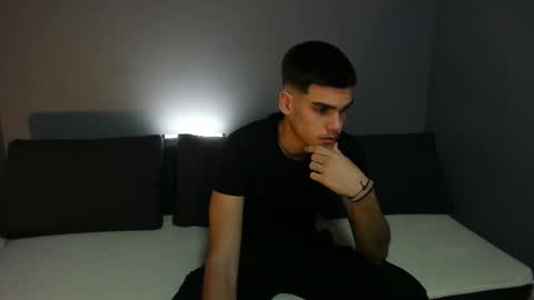 Snapshot of kilian_rocho chatting on December 2025 06:11:01 AM Kilian online show from December 2025 06:11:01 AM