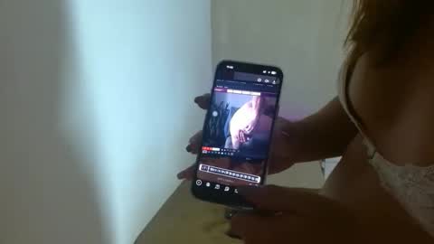 Snapshot of killerasx88 chatting on April 2026 03:43:01 PM Queenselene88 online show from April 2026 03:43:01 PM