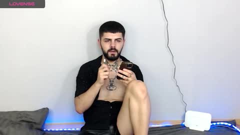 Snapshot of killianvane chatting on October 2025 11:33:02 AM killianvane online show from October 2025 11:33:02 AM