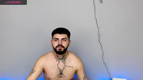 Snapshot of killianvane chatting on October 2025 05:04:02 AM killianvane online show from October 2025 05:04:02 AM