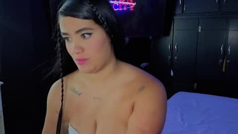 kim_20coliie online show from April 2026 11:35:02 PM