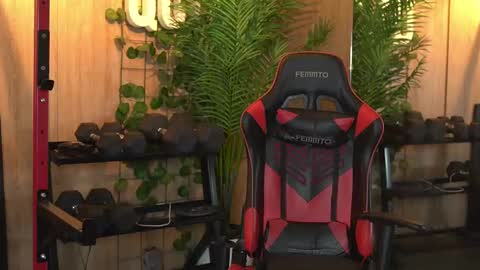 Kim online show from October 2025 01:51:02 PM