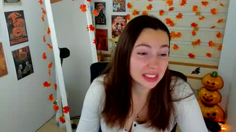 Snapshot of kim_go chatting on November 2025 01:43:01 PM Kim online show from November 2025 01:43:01 PM