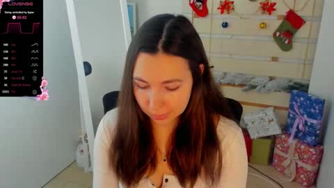 Snapshot of kim_go chatting on December 2025 01:52:02 PM Kim online show from December 2025 01:52:02 PM