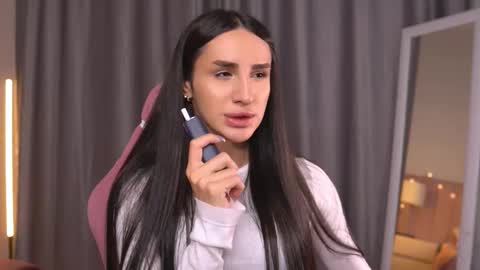 Kim Oberlin online show from November 2025 11:09:02 AM