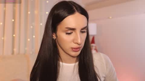 Kim Oberlin online show from November 2025 04:40:02 PM